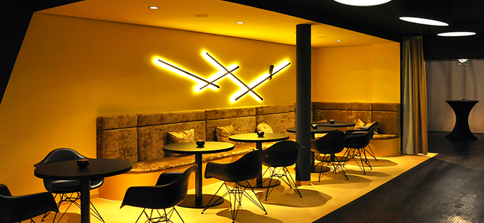 CLUB YELLOW CY-NEW ZUGBRÜCKE GRENZAU